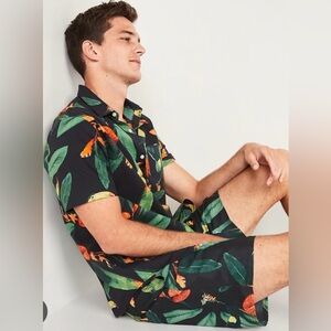 Tropical Leaf Print Men's Shirt & Shorts Set